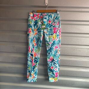 Lilly Pulitzer NWT Kelly Skinny Ankle Pants in the "Serene Blue Tippy Top" print